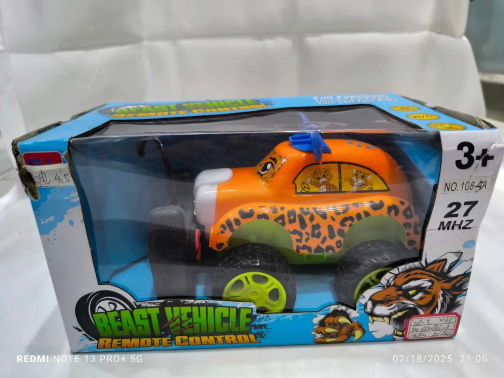 Vaniha 4WD Friction Powered Diecast Toy