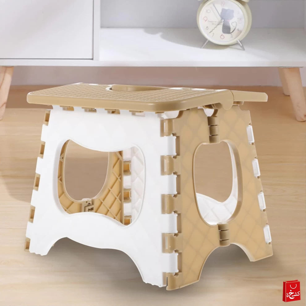Small Portable folding stool, Easy To Store Anti Slip
